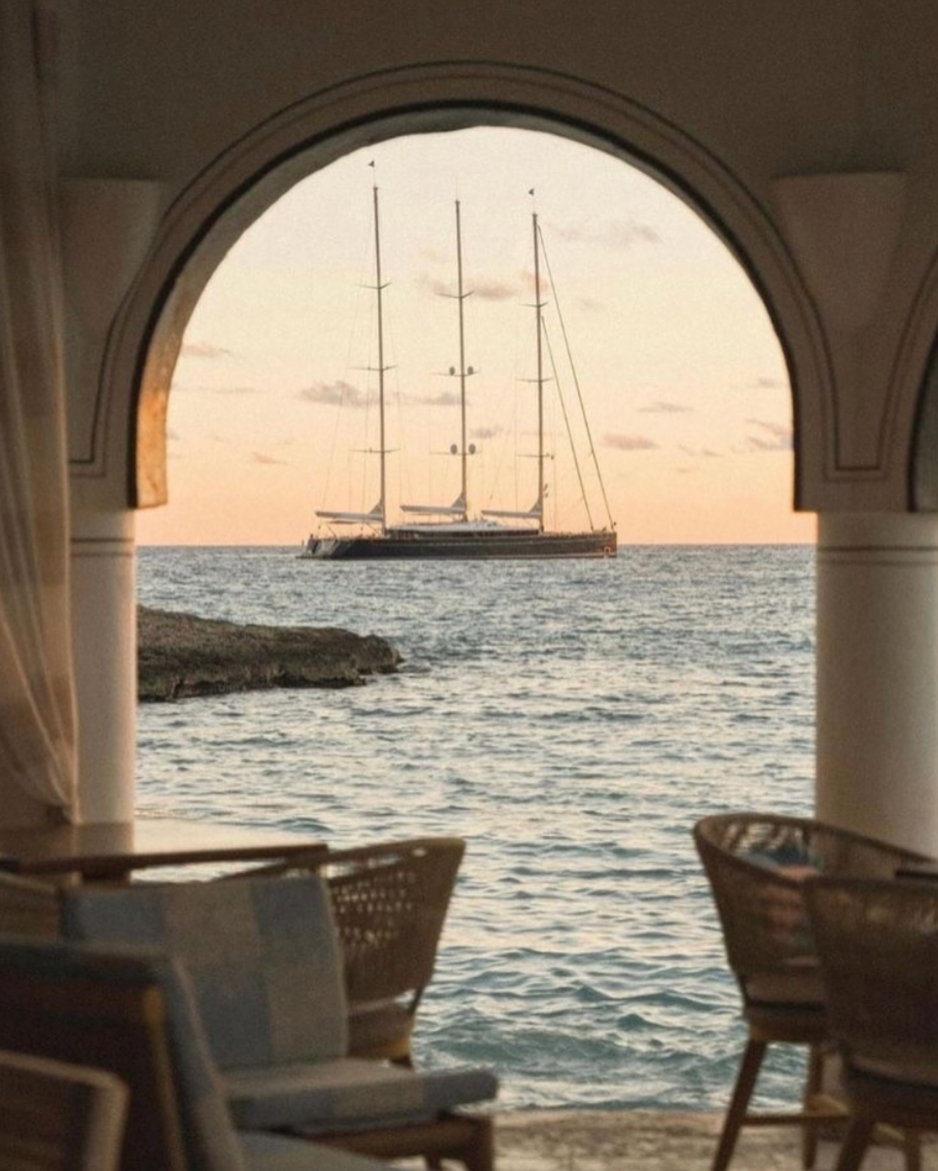 The Art of Noticing: A Journey Beyond Destinations 🌅✨