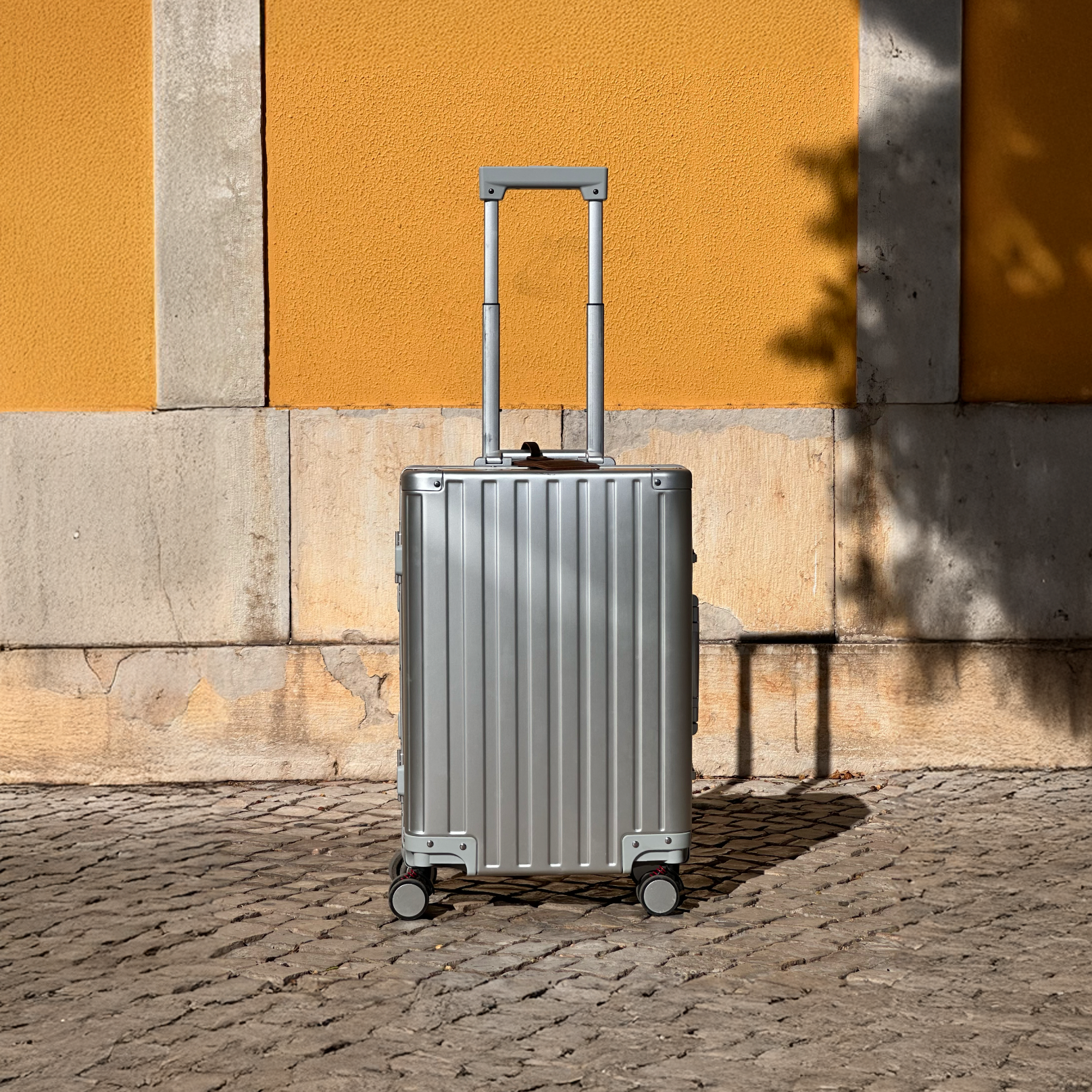 Silver Jet™ 1.0 - Als Handgepäck zugelassener Koffer